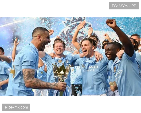 切尔西英超大胜显现出强劲状态，球队表现备受关注